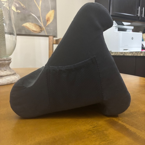 Pillow Pad - Picture 6 of 9